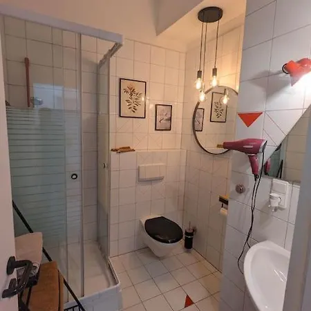 アパート Gemuetliches Am Rhein 2 コブレンツ